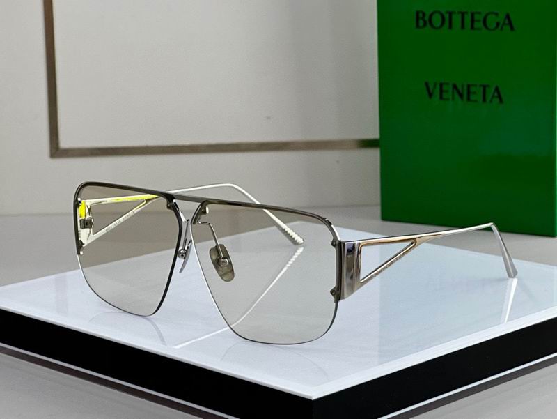 Bottega Veneta Glasses (58)